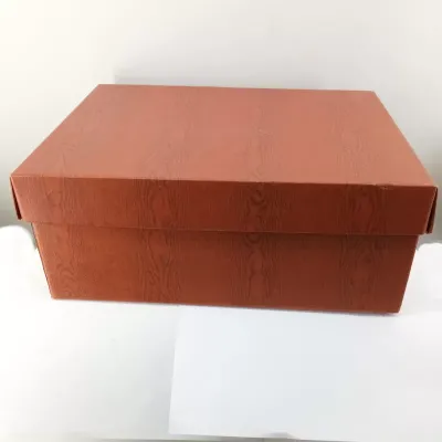 Cartone panettone 38x29 bordeaux