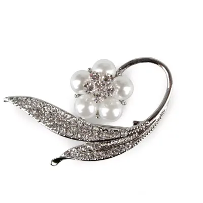Spilla metallo con perle cm.6,5 